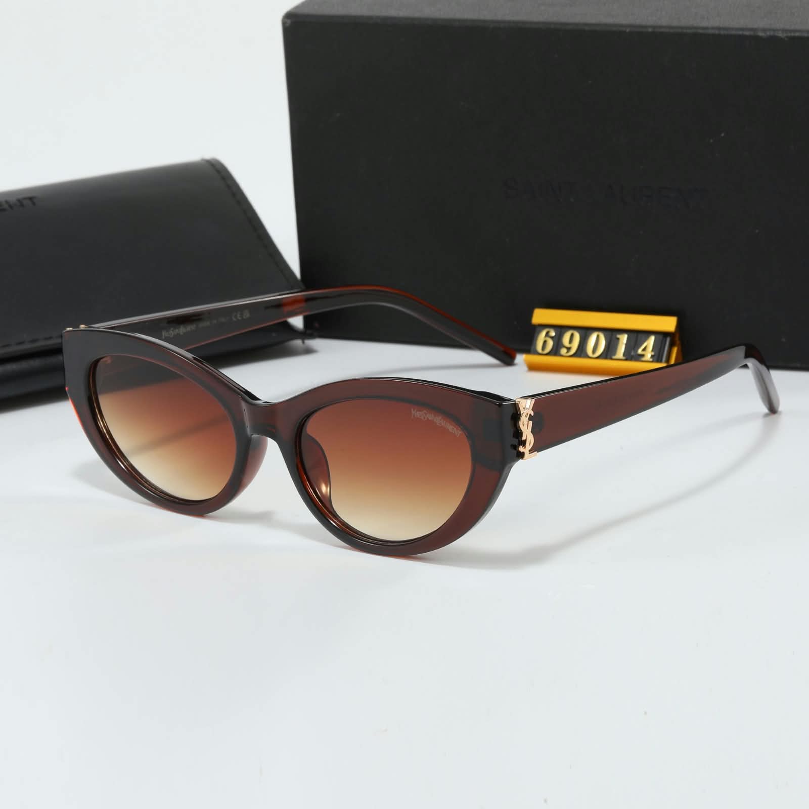 Sunglasses & Eyewear