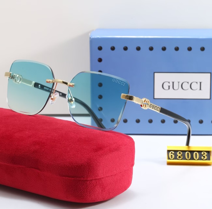 Sunglasses & Eyewear