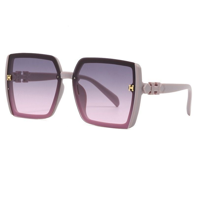 Sunglasses & Eyewear