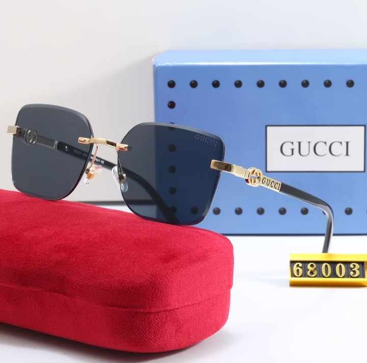 Sunglasses & Eyewear