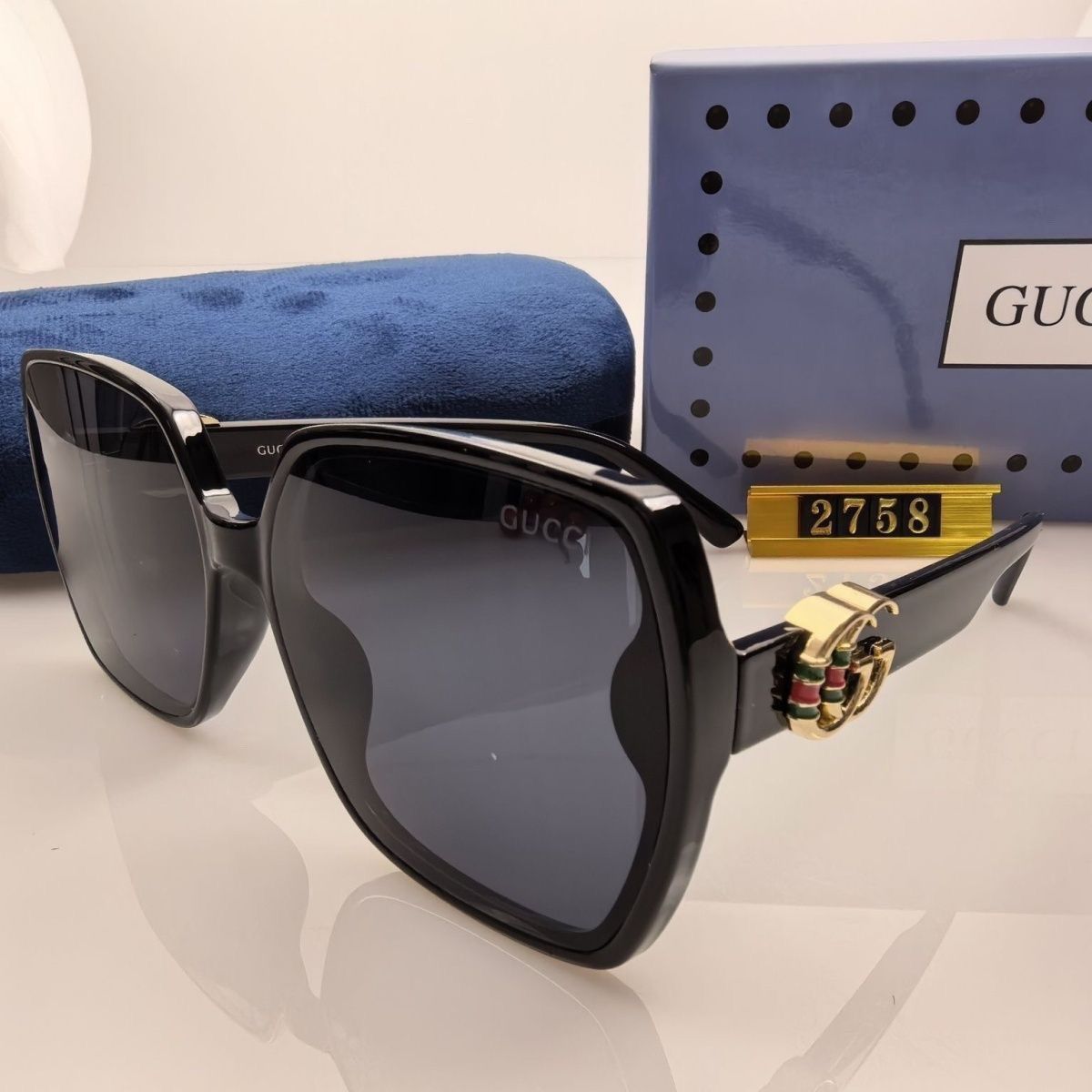 Sunglasses & Eyewear