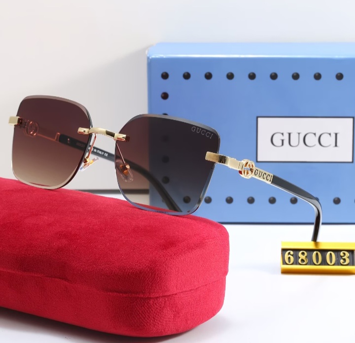 Sunglasses & Eyewear