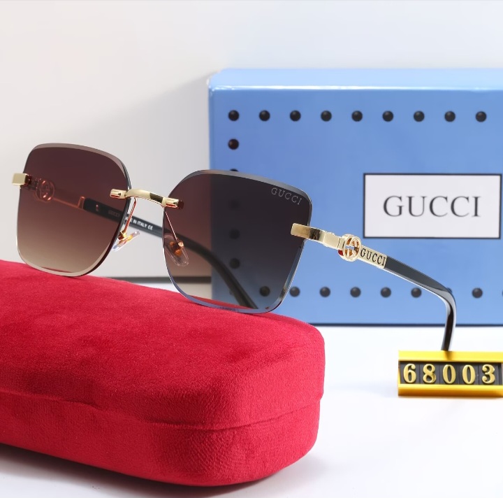 Sunglasses & Eyewear