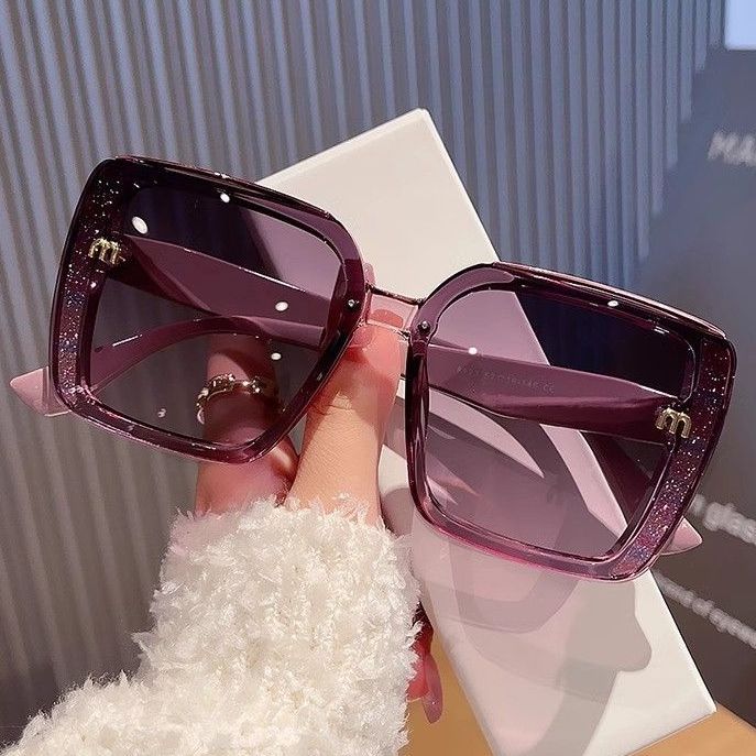 Sunglasses & Eyewear