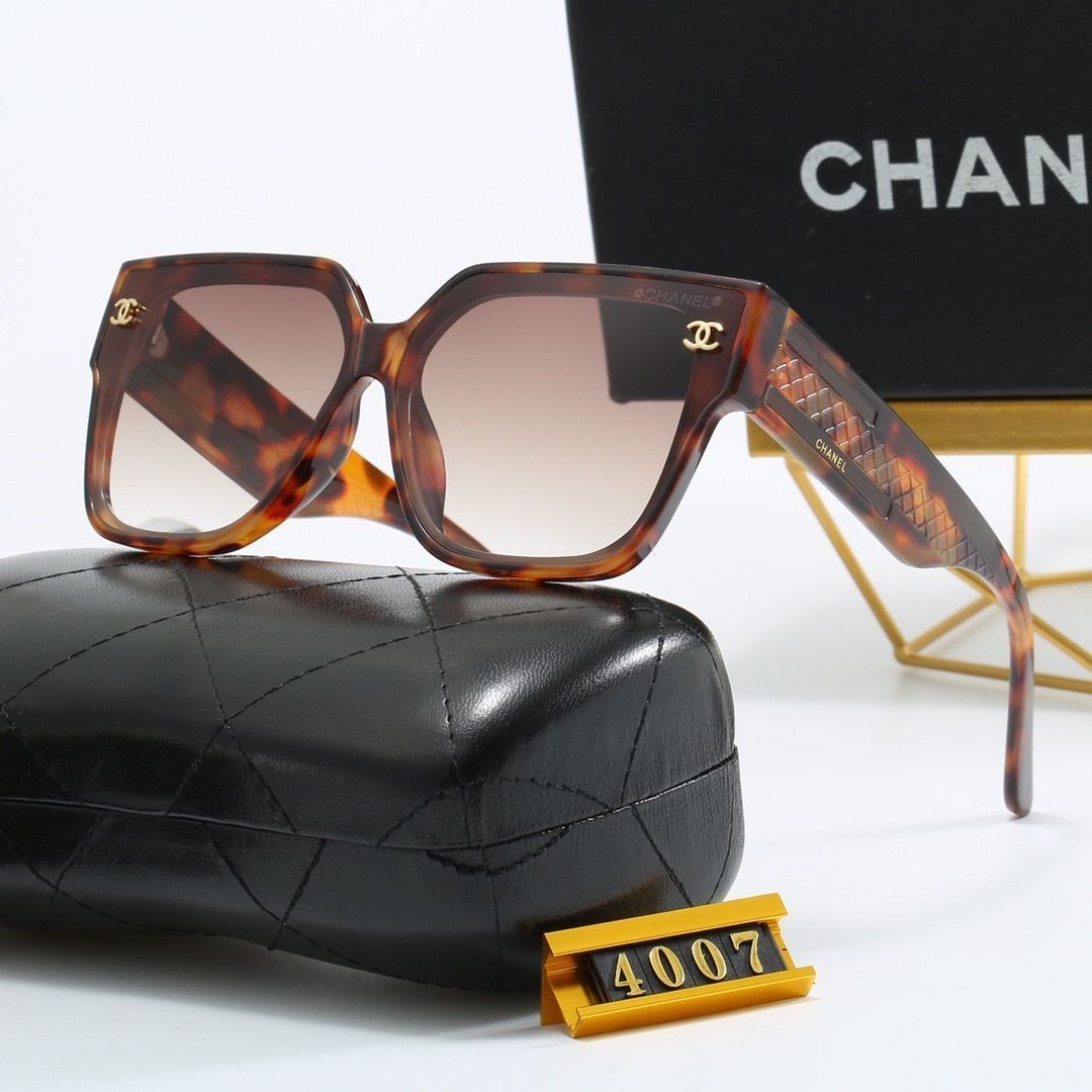 Sunglasses & Eyewear