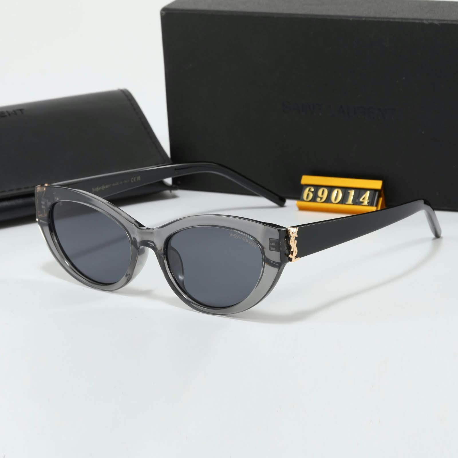 Sunglasses & Eyewear