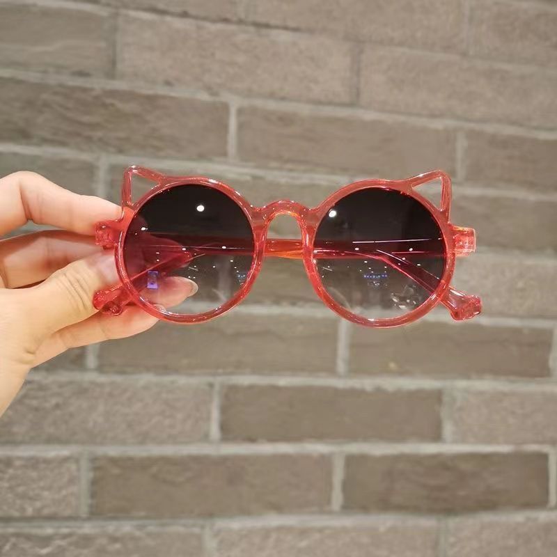 Sunglasses & Eyewear