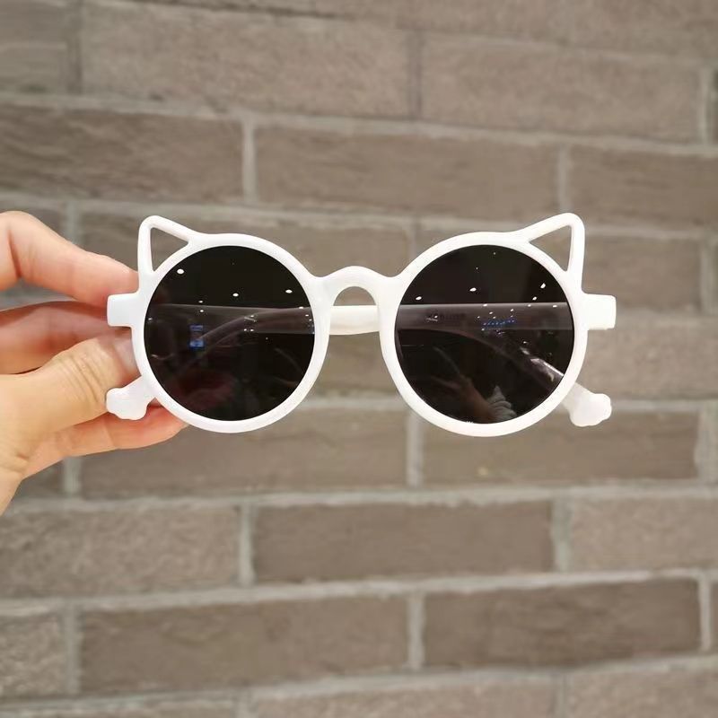 Sunglasses & Eyewear