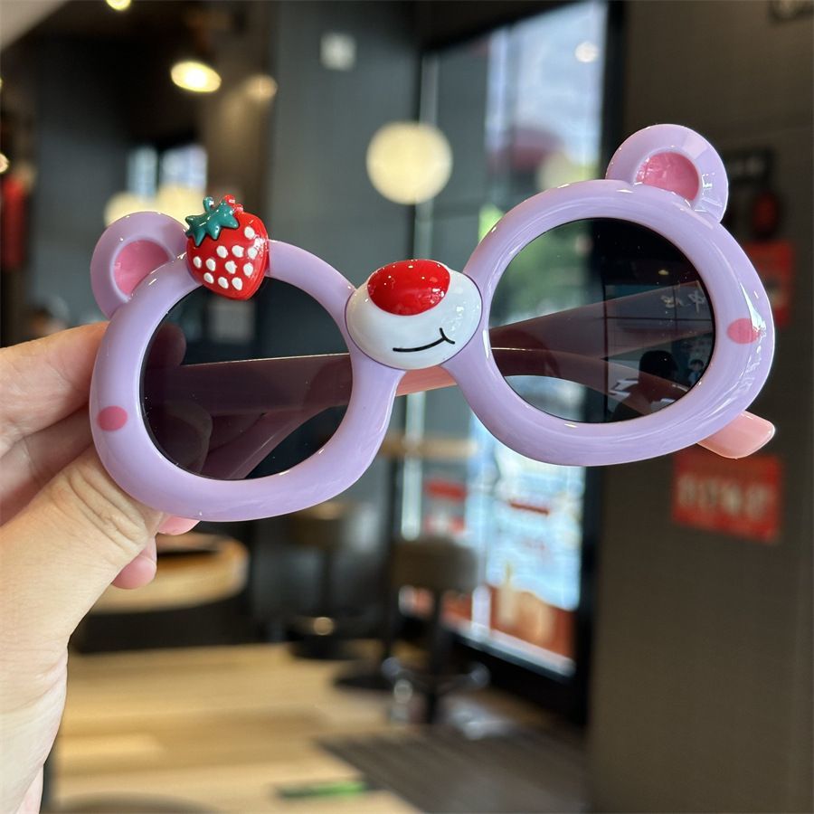 Sunglasses & Eyewear