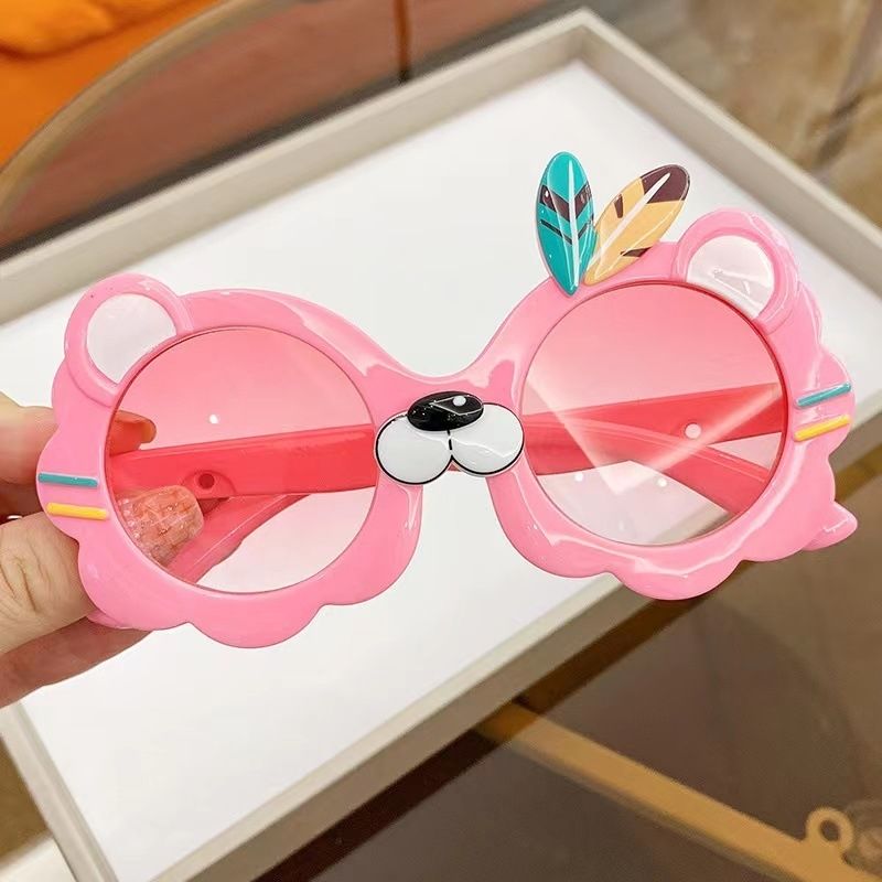 Sunglasses & Eyewear