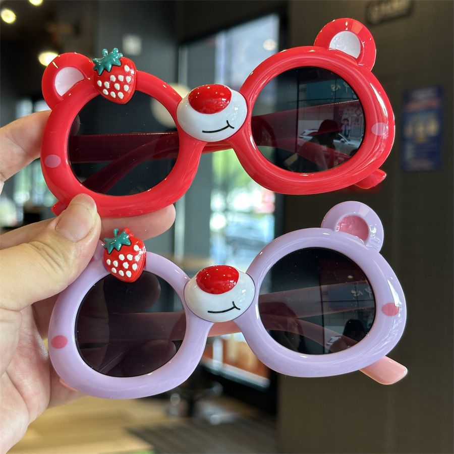 Sunglasses & Eyewear