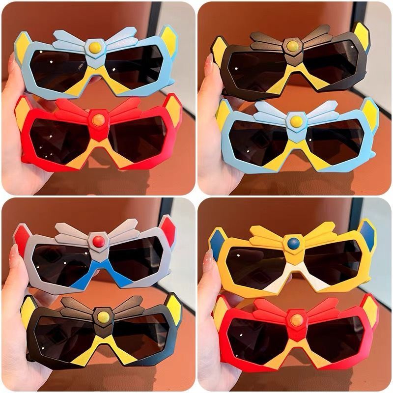 Sunglasses & Eyewear