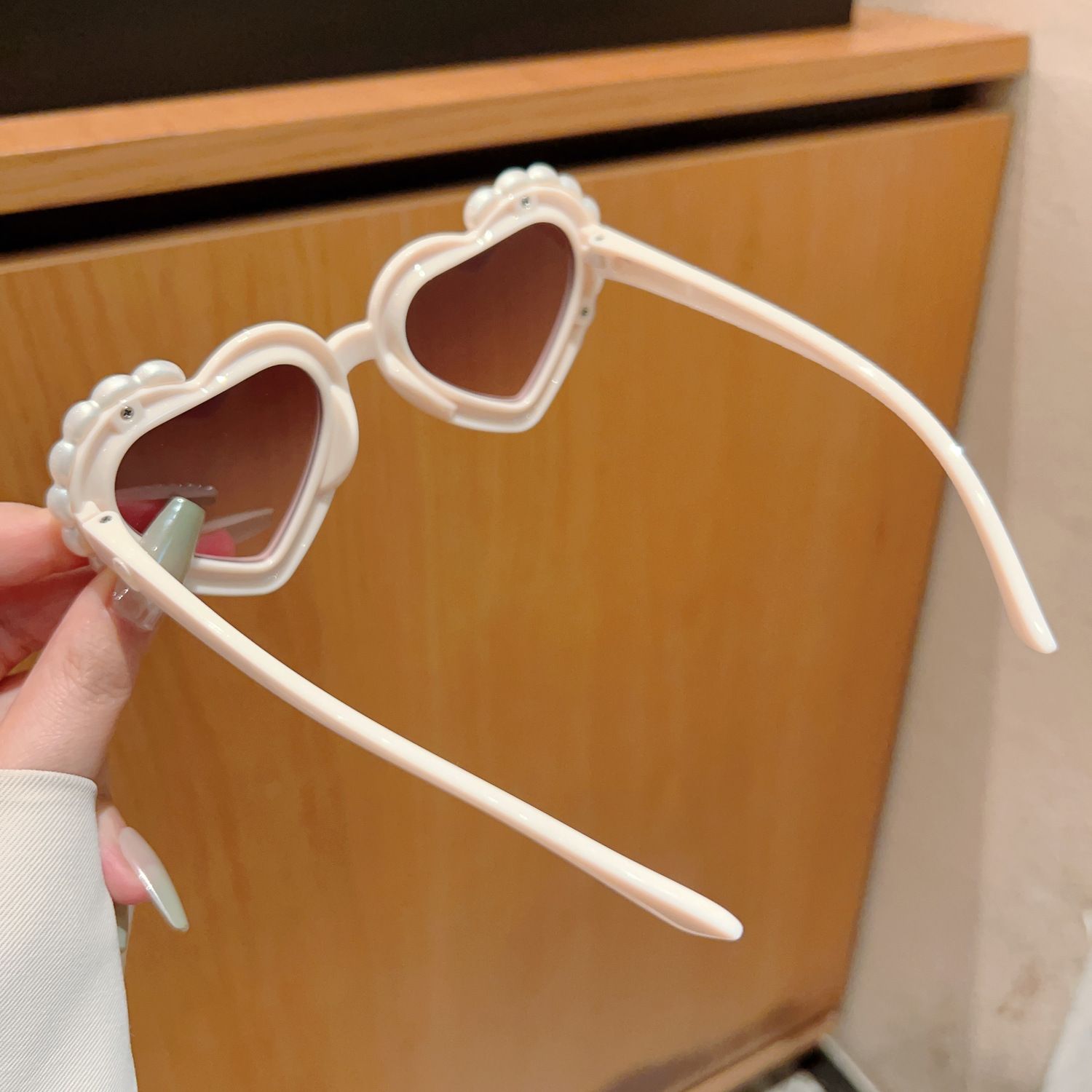 Sunglasses & Eyewear
