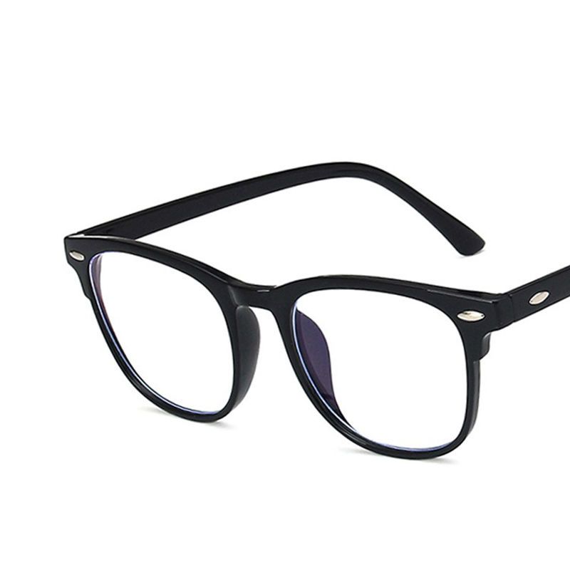 Sunglasses & Eyewear