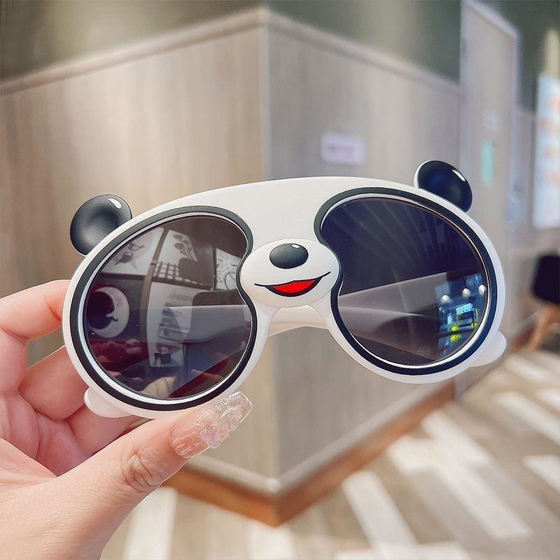 Sunglasses & Eyewear