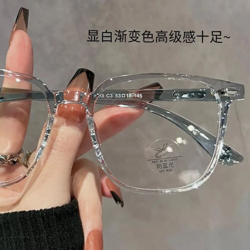 Sunglasses & Eyewear