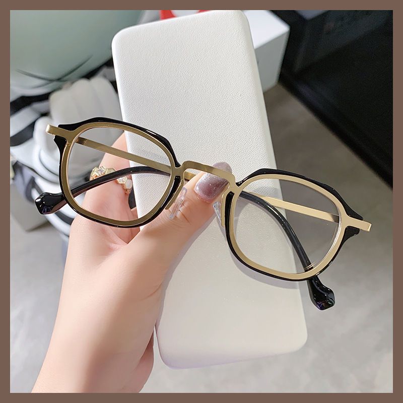 Sunglasses & Eyewear