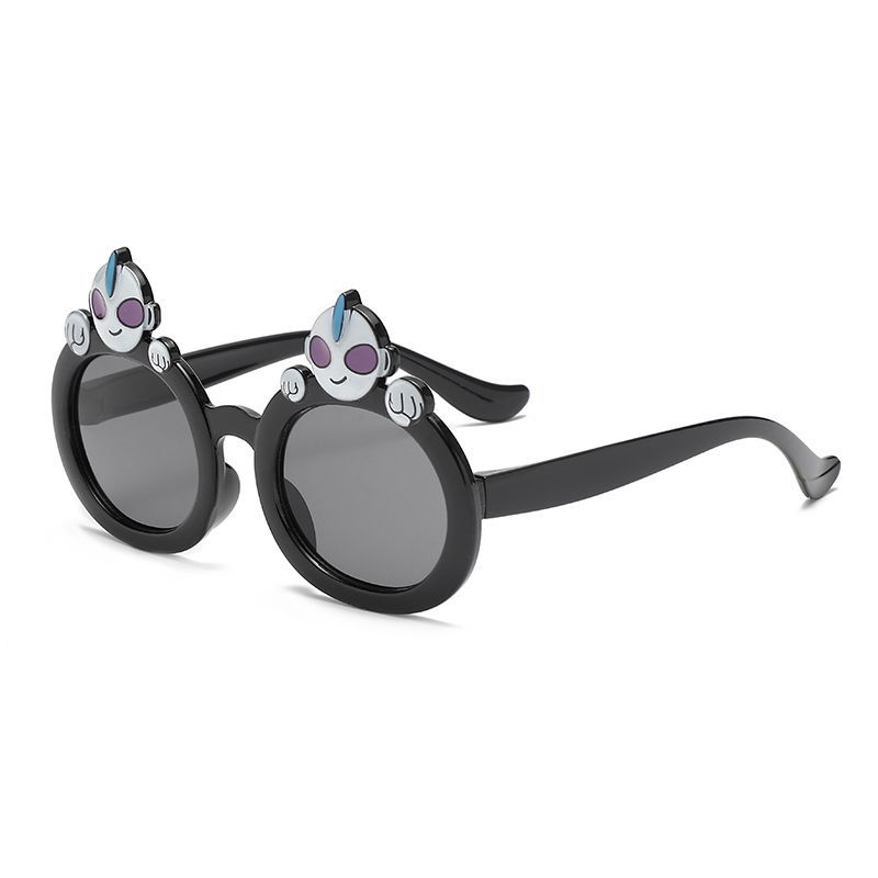 Sunglasses & Eyewear
