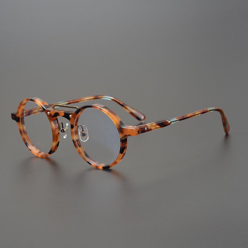 Sunglasses & Eyewear