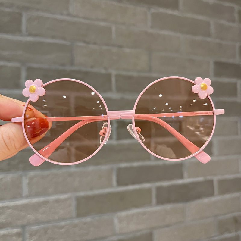 Sunglasses & Eyewear