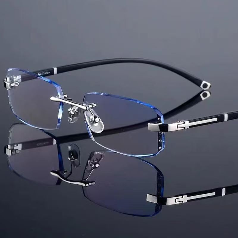Sunglasses & Eyewear