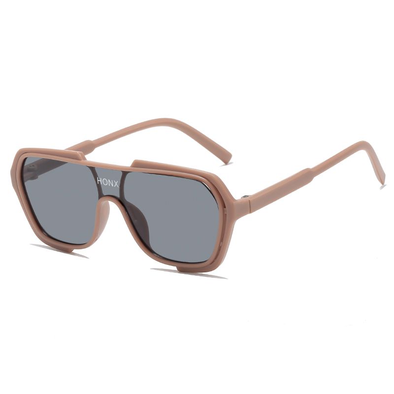 Sunglasses & Eyewear