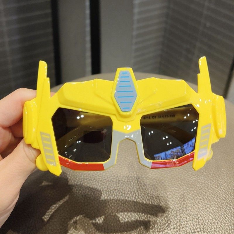 Sunglasses & Eyewear