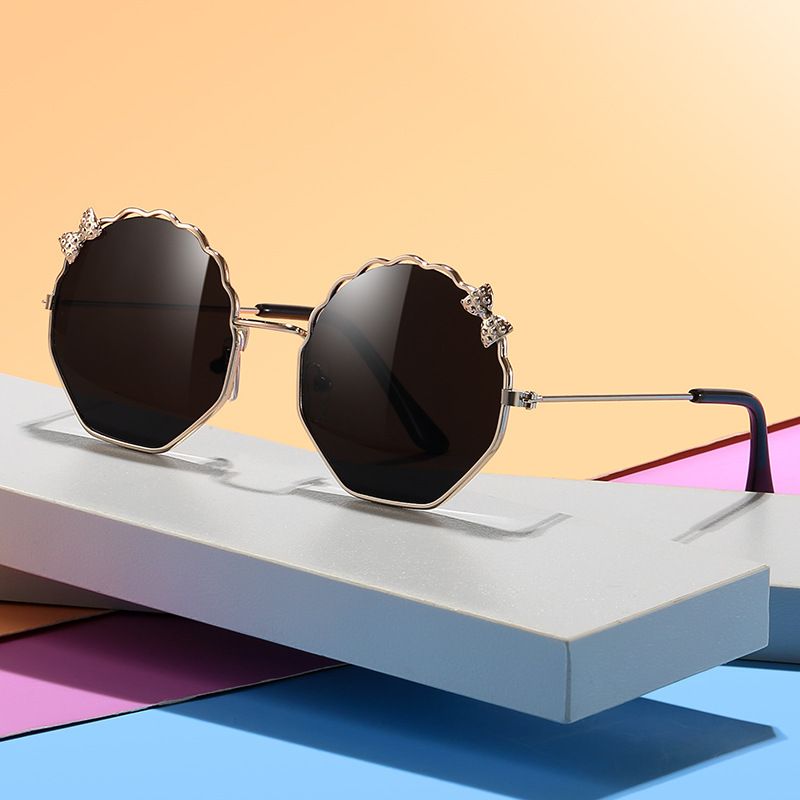 Sunglasses & Eyewear
