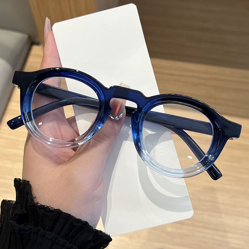 Sunglasses & Eyewear