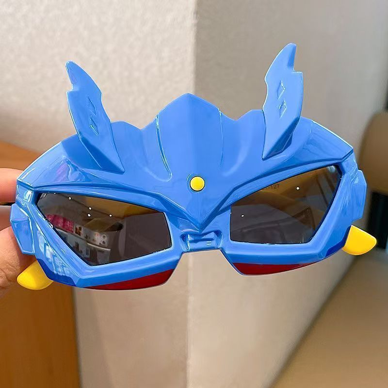 Sunglasses & Eyewear