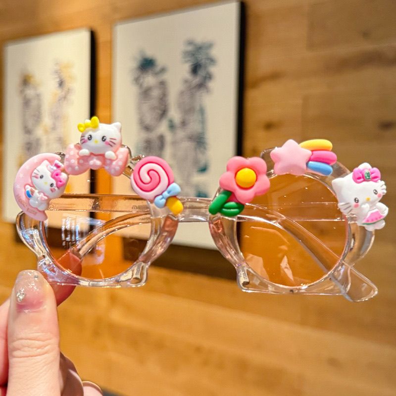 Sunglasses & Eyewear