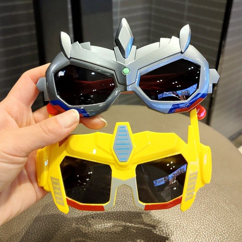 Sunglasses & Eyewear
