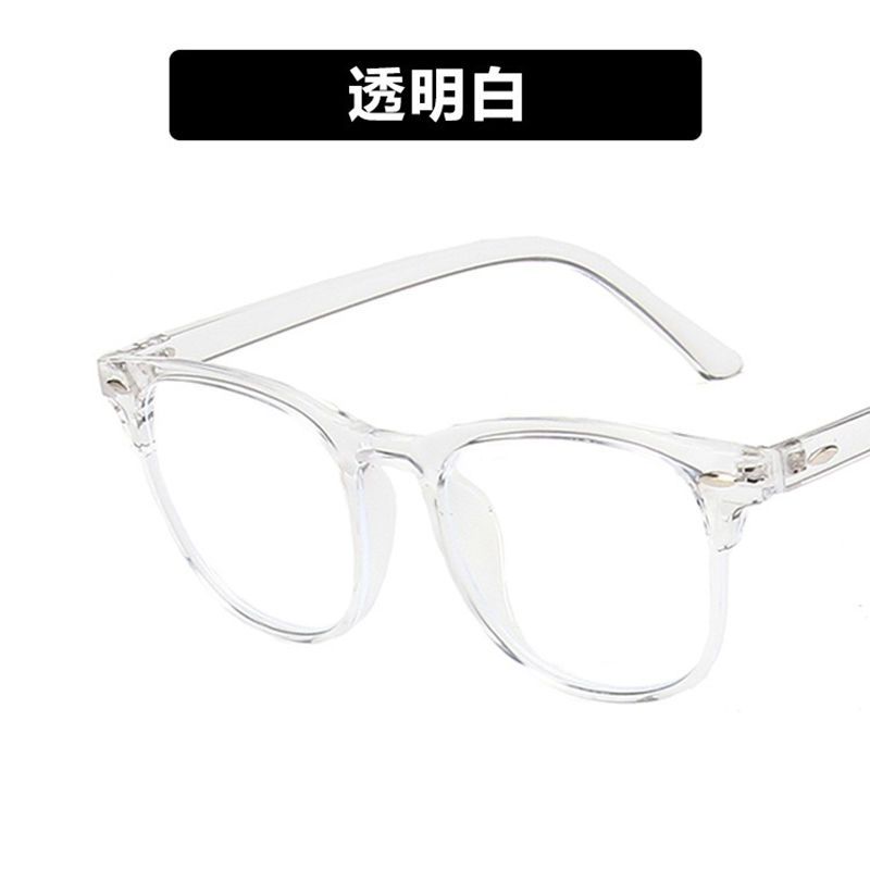 Sunglasses & Eyewear