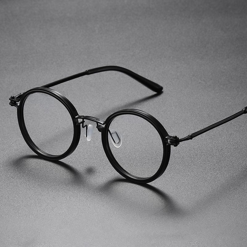 Sunglasses & Eyewear