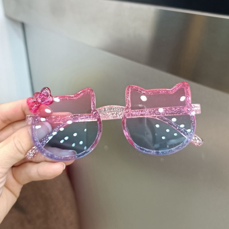 Sunglasses & Eyewear