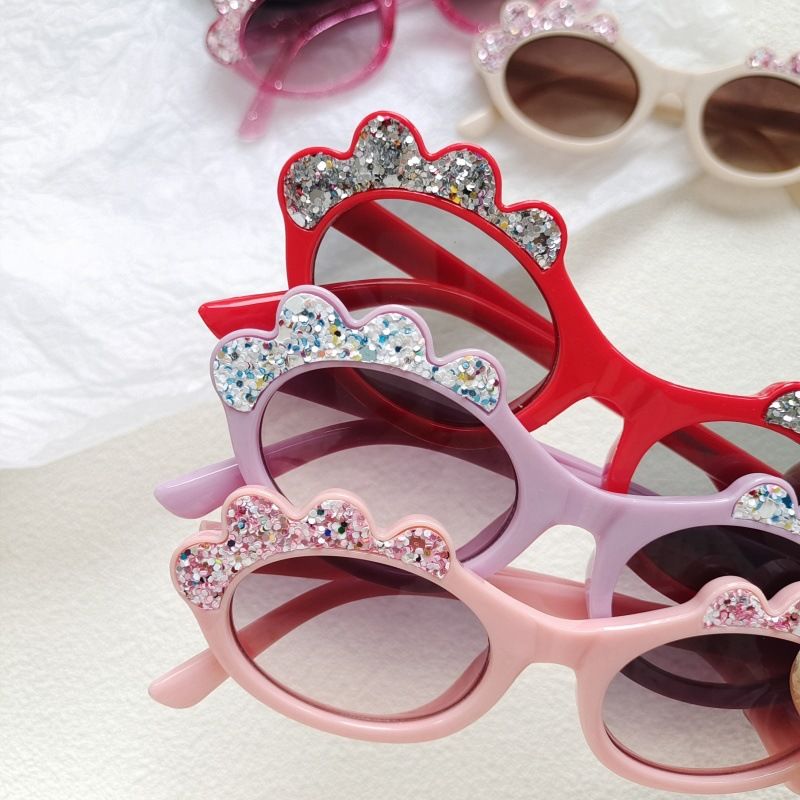Sunglasses & Eyewear