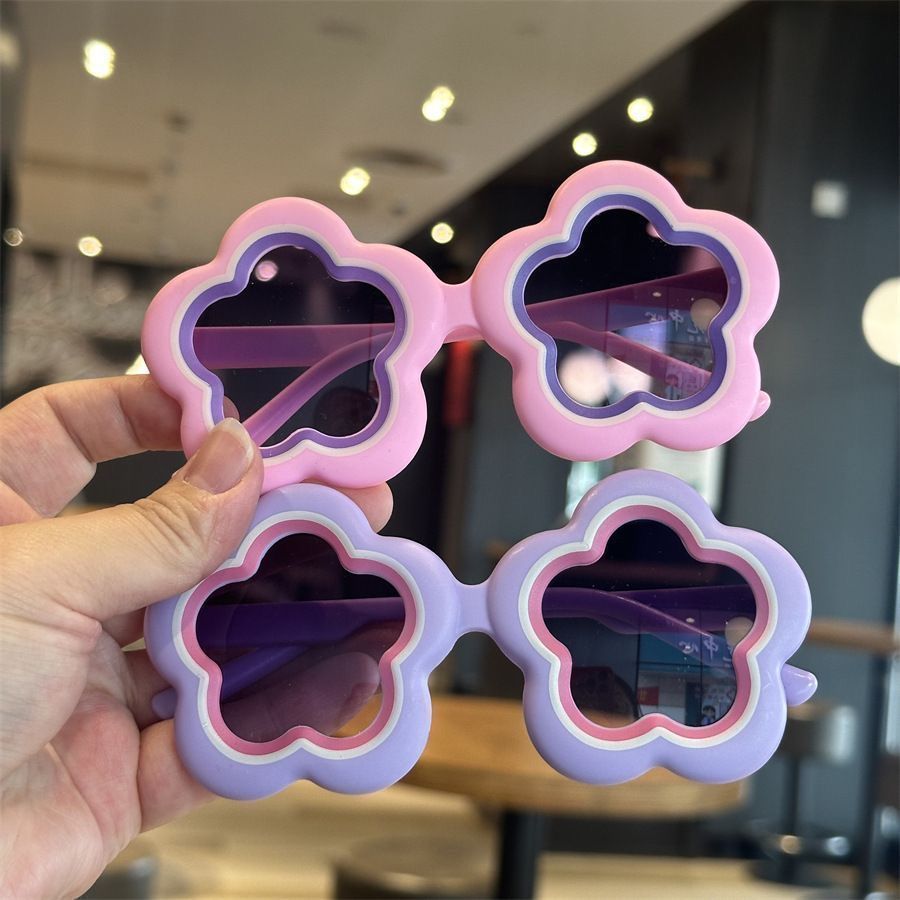 Sunglasses & Eyewear