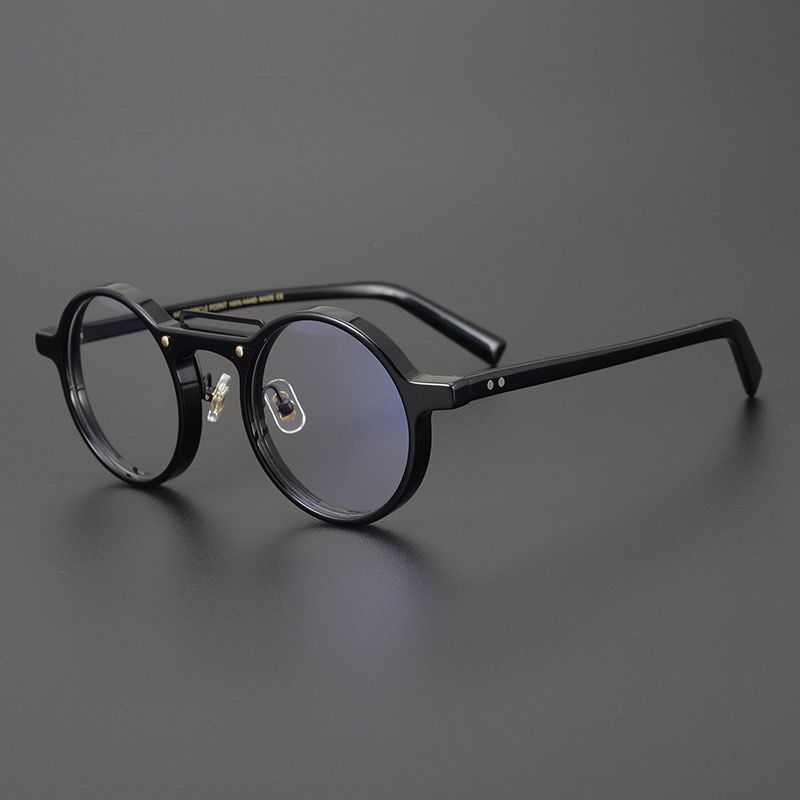 Sunglasses & Eyewear