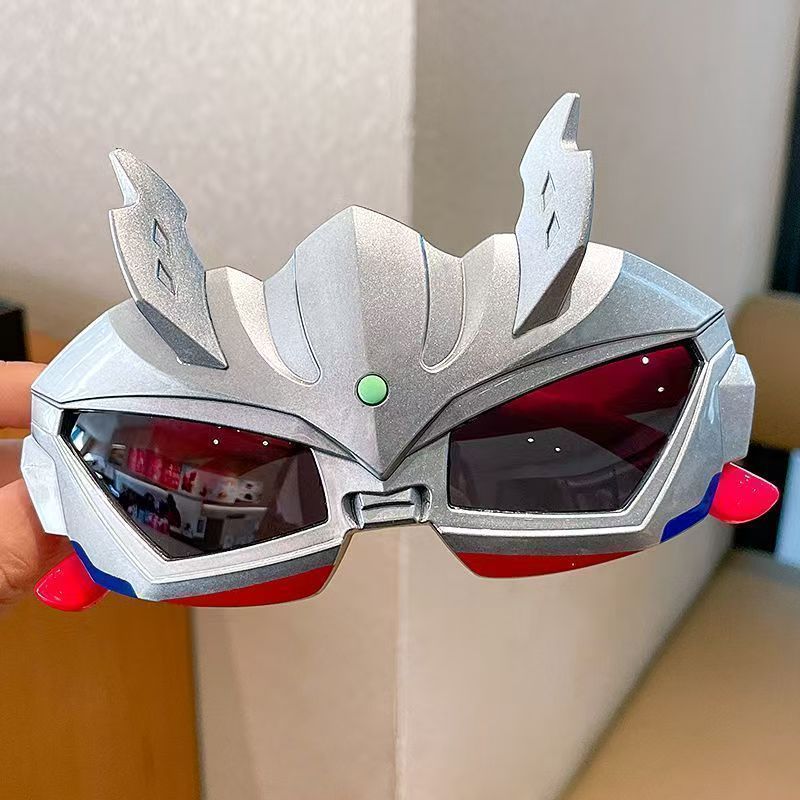 Sunglasses & Eyewear