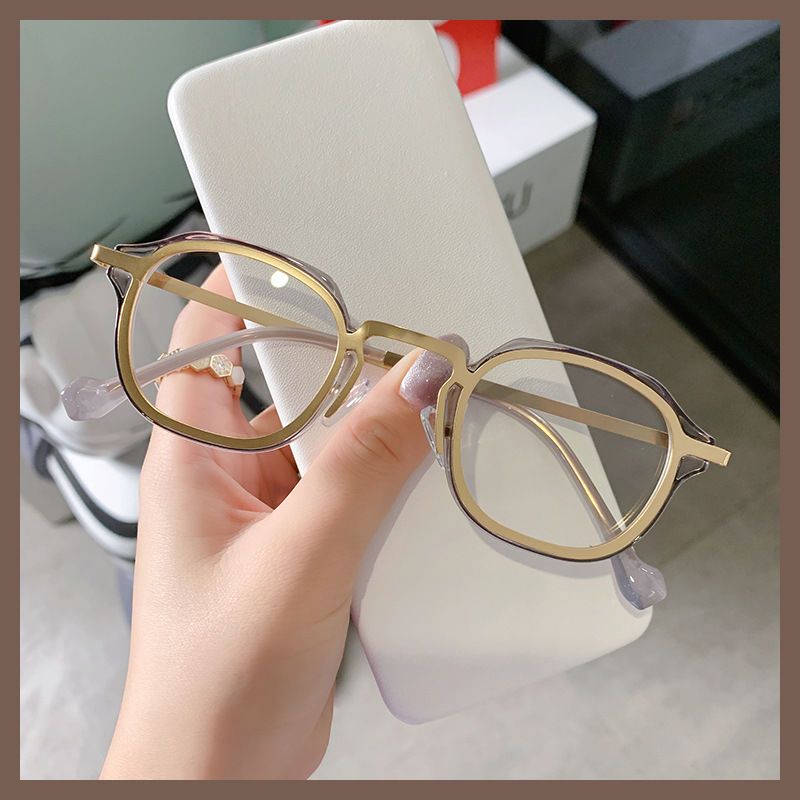 Sunglasses & Eyewear
