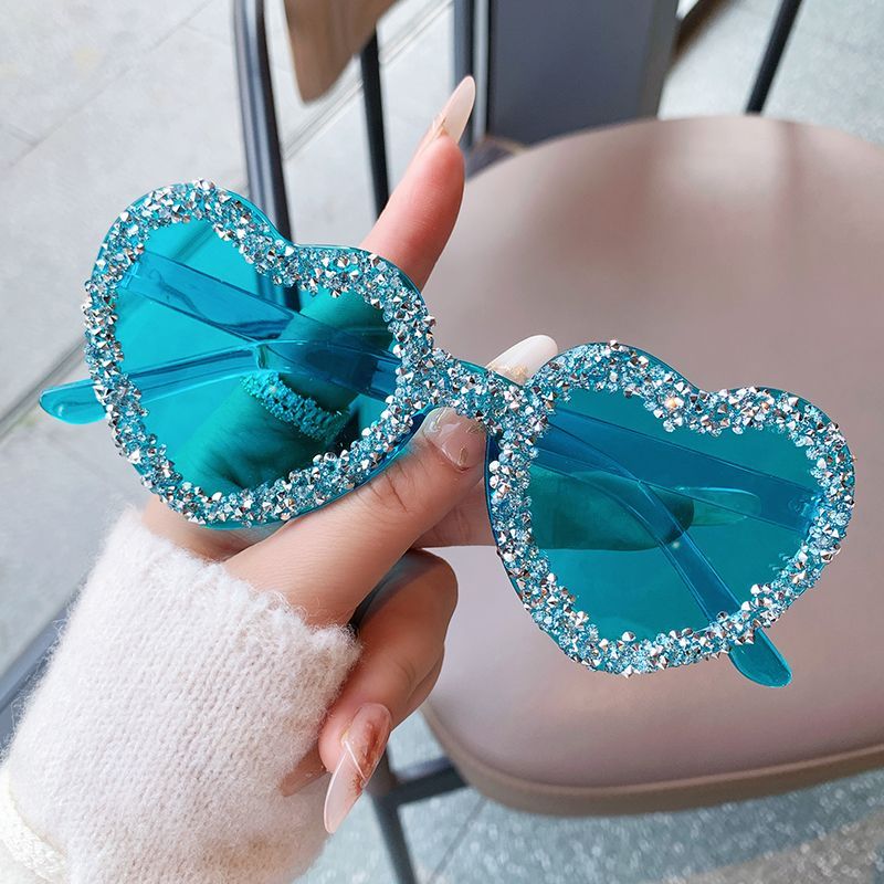 Sunglasses & Eyewear