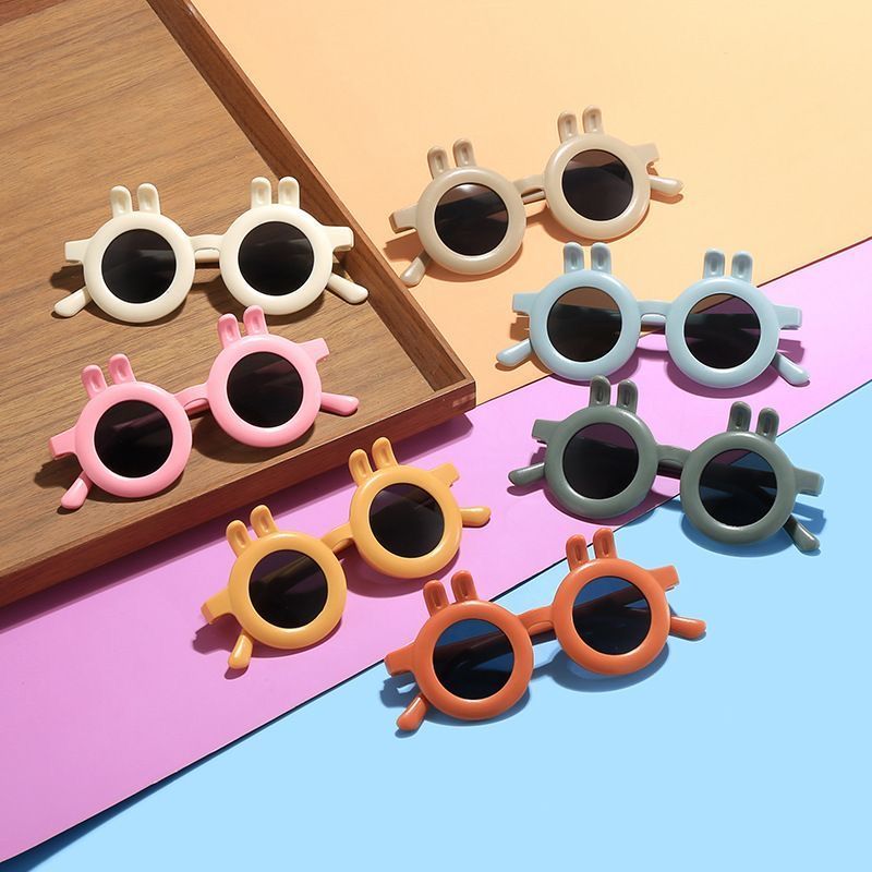 Sunglasses & Eyewear