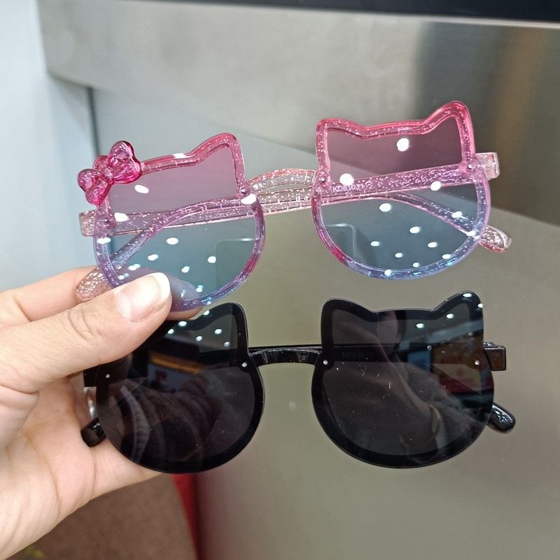 Sunglasses & Eyewear