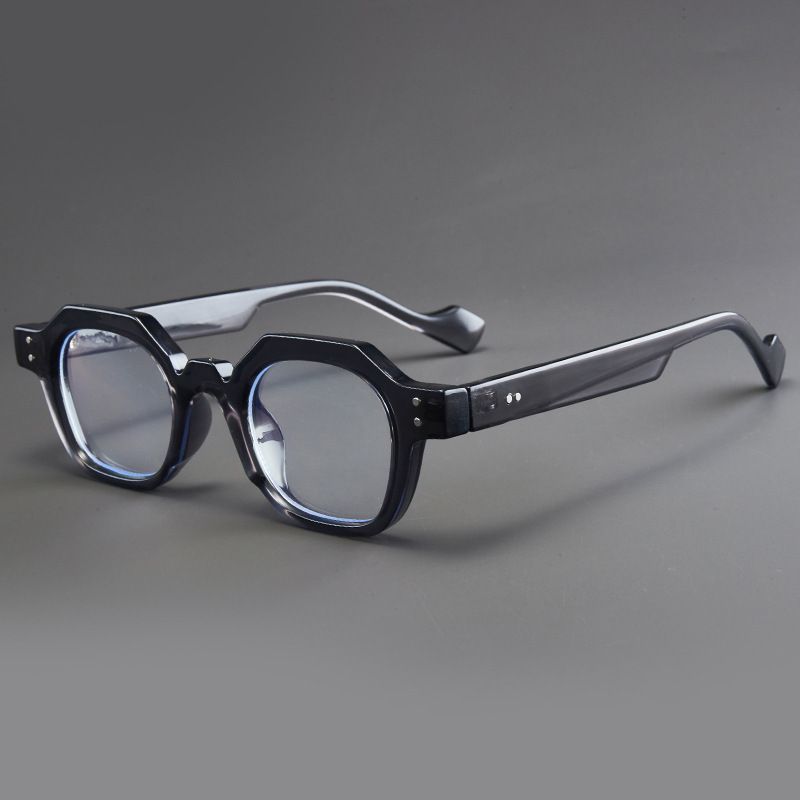 Sunglasses & Eyewear