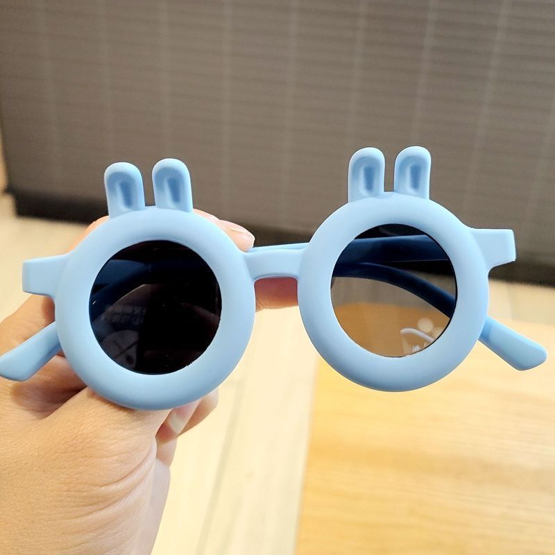 Sunglasses & Eyewear
