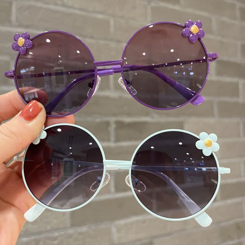 Sunglasses & Eyewear