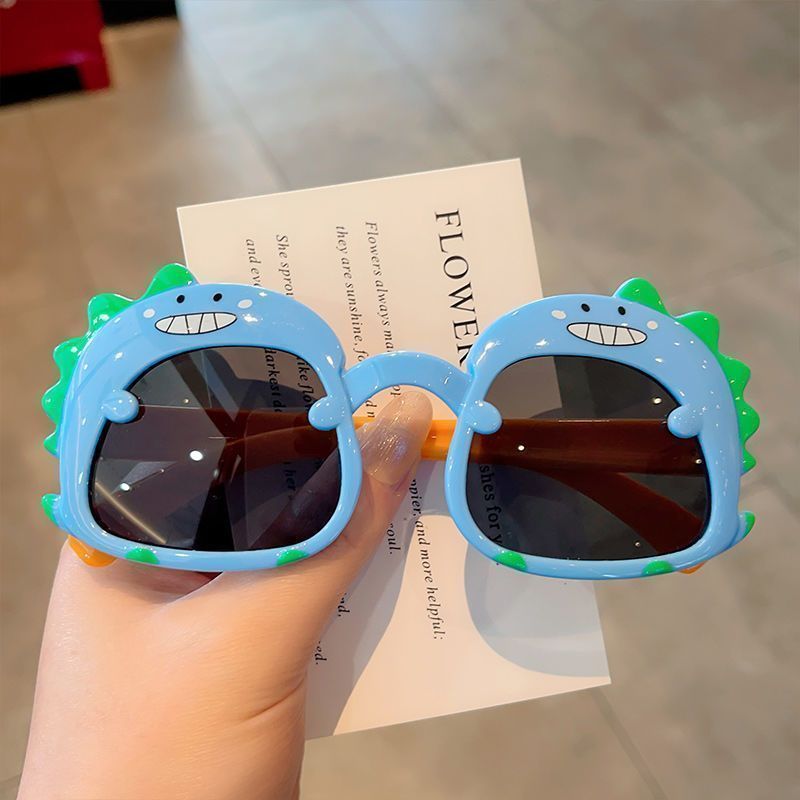 Sunglasses & Eyewear