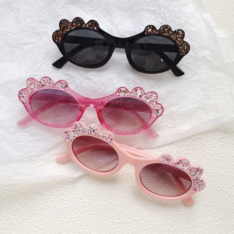 Sunglasses & Eyewear