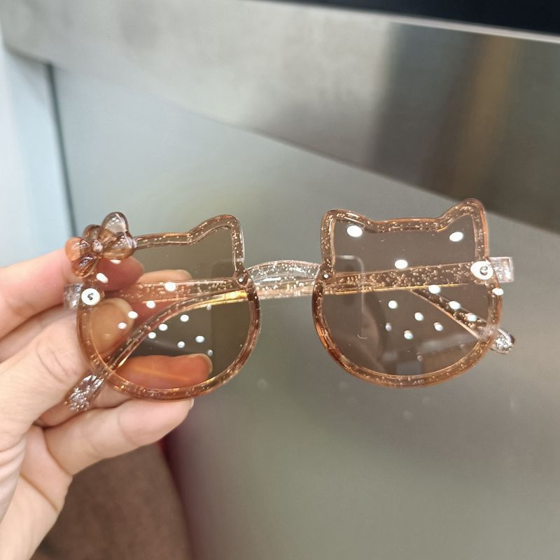 Sunglasses & Eyewear