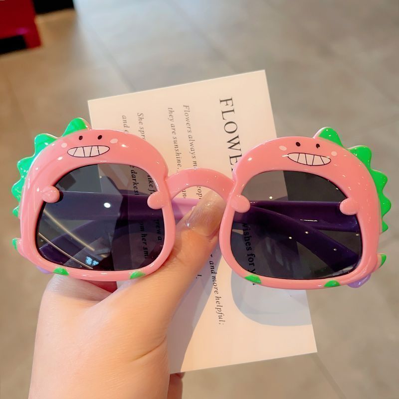 Sunglasses & Eyewear